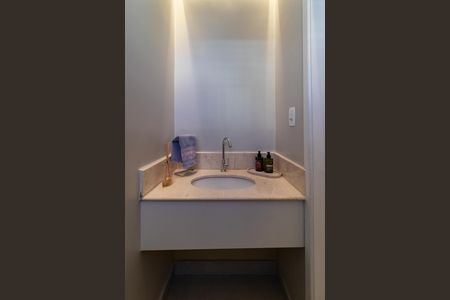 Apartamento à venda com 200m², 4 quartos e 3 vagas Apartamento à venda com 200m², 4 quartos e 3 vagasLavabo