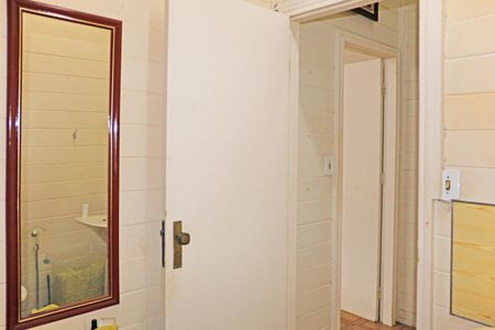 Casa de condomínio para alugar com 840m², 3 quartos e 4 vagasBanheiro