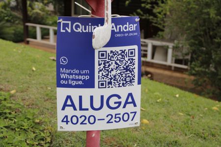 Casa de condomínio para alugar com 840m², 3 quartos e 4 vagasPlaquinha