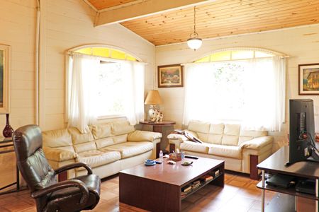 Casa de condomínio para alugar com 840m², 3 quartos e 4 vagasSala