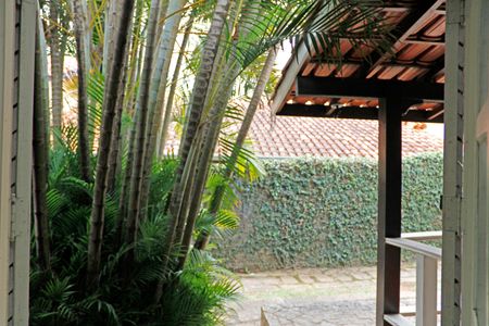 Casa de condomínio para alugar com 840m², 3 quartos e 4 vagasQuarto 1