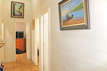 Casa de condomínio para alugar com 840m², 3 quartos e 4 vagasCorredor