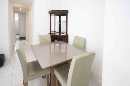 Apartamento à venda com 76m², 3 quartos e 1 vaga Apartamento à venda com 76m², 3 quartos e 1 vagaVaranda de Jantar