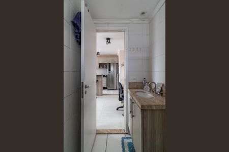 Banheiro de apartamento para alugar com 1 quarto, 31m² em Água Branca, São Paulo