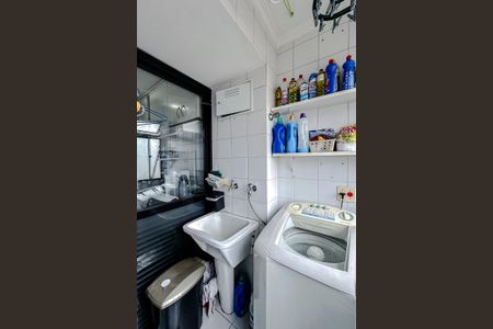 Apartamento à venda com 60m², 2 quartos e 1 vagaÁrea de Serviço