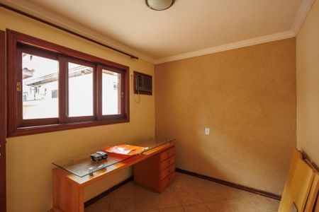 Casa de condomínio para alugar com 300m², 5 quartos e 2 vagasQuarto de Serviço