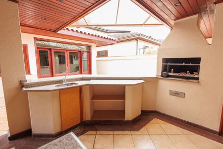 Casa de condomínio para alugar com 300m², 5 quartos e 2 vagasÁrea Gourmet