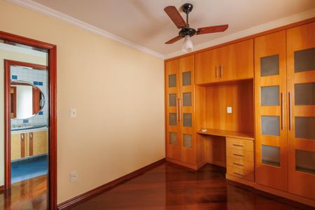 Casa de condomínio para alugar com 300m², 5 quartos e 2 vagasQuarto 3