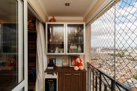 Apartamento à venda com 53m², 2 quartos e 1 vaga Apartamento à venda com 53m², 2 quartos e 1 vagaVaranda