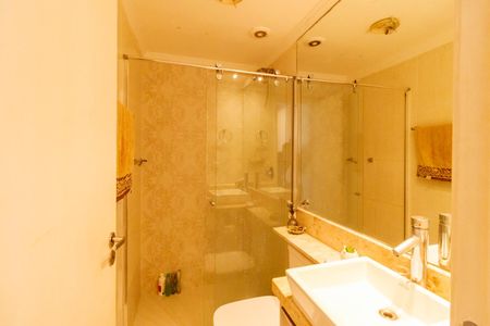 Apartamento à venda com 53m², 2 quartos e 1 vaga Apartamento à venda com 53m², 2 quartos e 1 vagaBanheiro