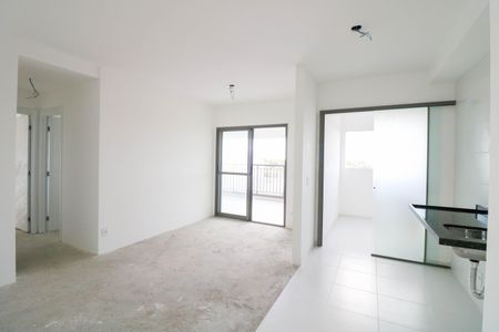 Sala / Cozinha de kitnet/studio à venda com 2 quartos, 71m² em Santo Amaro, São Paulo