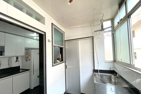Apartamento à venda com 100m², 3 quartos e 1 vaga Apartamento à venda com 100m², 3 quartos e 1 vagaÁrea de Serviço