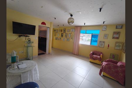 Casa de condomínio à venda com 180m², 1 quarto e 4 vagasQuarto