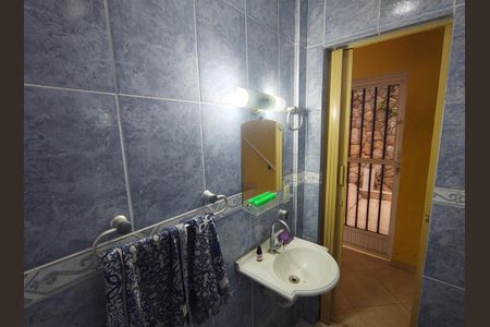 Casa de condomínio à venda com 180m², 1 quarto e 4 vagaslavabo