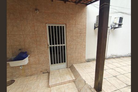 Casa de condomínio à venda com 180m², 1 quarto e 4 vagasArea de Serviço