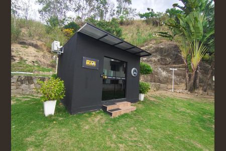 Casa de condomínio à venda com 180m², 1 quarto e 4 vagasMercadinho