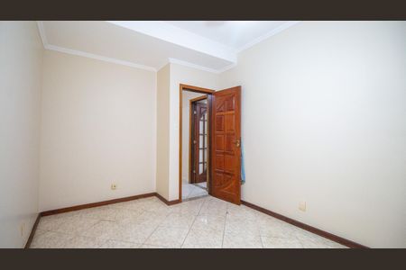 Casa de condomínio para alugar com 240m², 4 quartos e 1 vaga Casa de condomínio para alugar com 240m², 4 quartos e 1 vagaQuarto 3
