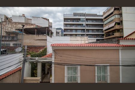 Casa de condomínio para alugar com 240m², 4 quartos e 1 vaga Casa de condomínio para alugar com 240m², 4 quartos e 1 vagaVista do Quarto 1