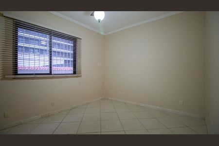 Casa de condomínio para alugar com 240m², 4 quartos e 1 vaga Casa de condomínio para alugar com 240m², 4 quartos e 1 vagaQuarto 1