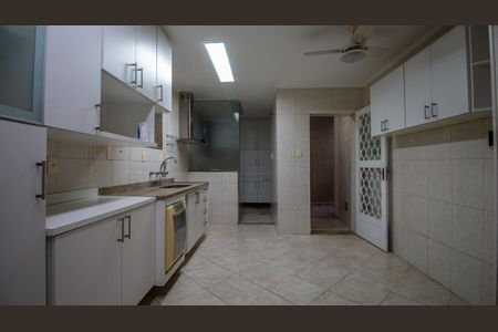 Casa de condomínio para alugar com 240m², 4 quartos e 1 vaga Casa de condomínio para alugar com 240m², 4 quartos e 1 vagaCozinha