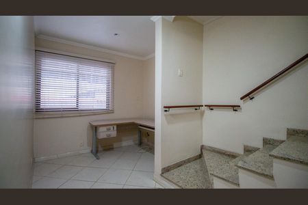 Casa de condomínio para alugar com 240m², 4 quartos e 1 vaga Casa de condomínio para alugar com 240m², 4 quartos e 1 vagaSala 2
