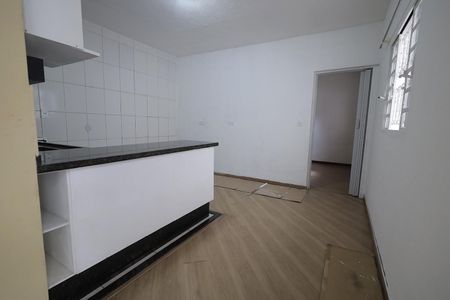 Sala/Cozinha de casa para alugar com 1 quarto, 45m² em Vila Eldizia, Santo André
