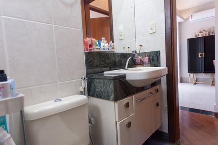 Apartamento para alugar com 140m², 2 quartos e 2 vagas Apartamento para alugar com 140m², 2 quartos e 2 vagasBanheiro Social