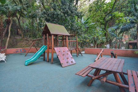 Apartamento à venda com 65m², 2 quartos e 2 vagas Apartamento à venda com 65m², 2 quartos e 2 vagasÁrea comum - Playground