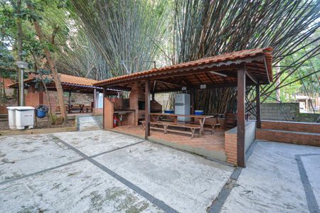 Apartamento à venda com 65m², 2 quartos e 2 vagas Apartamento à venda com 65m², 2 quartos e 2 vagasÁrea comum - Churrasqueira