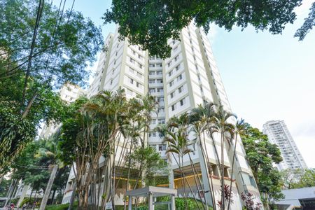 Apartamento à venda com 65m², 2 quartos e 2 vagas Apartamento à venda com 65m², 2 quartos e 2 vagasFachada