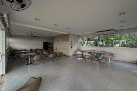 Apartamento à venda com 83m², 3 quartos e 2 vagasÁrea comum - Salão de festas