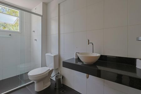Apartamento à venda com 83m², 3 quartos e 2 vagasBanheiro da Suíte
