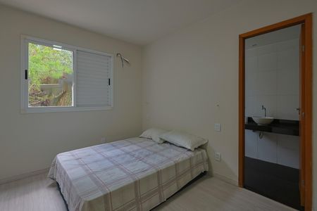 Apartamento à venda com 83m², 3 quartos e 2 vagasQuarto 3 - Suíte