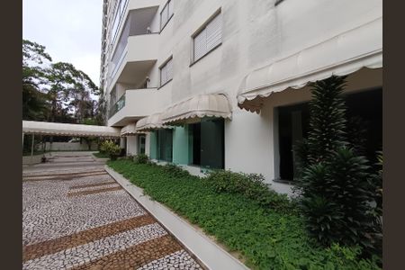Apartamento à venda com 124m², 3 quartos e 1 vaga Apartamento à venda com 124m², 3 quartos e 1 vagaÁrea comum