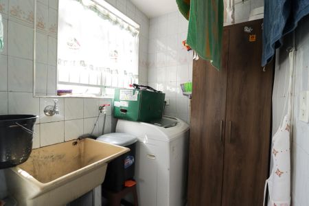 Apartamento à venda com 50m², 2 quartos e 1 vaga Apartamento à venda com 50m², 2 quartos e 1 vagaCozinha e Área de Serviço