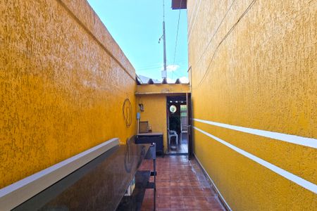 Casa à venda com 144m², 2 quartos e 2 vagasQuintal