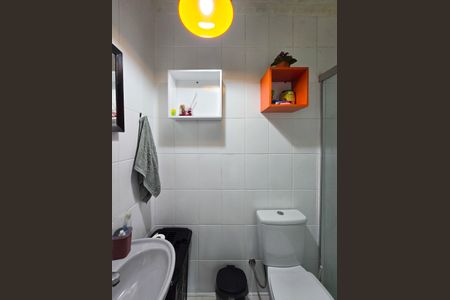 Casa à venda com 144m², 2 quartos e 2 vagasBanheiro - Suíte 