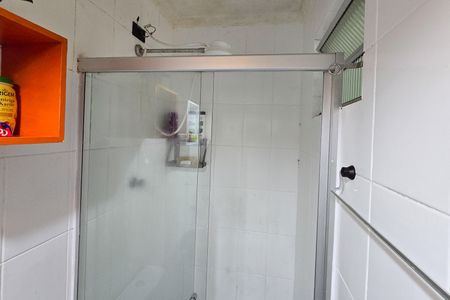 Casa à venda com 144m², 2 quartos e 2 vagasBanheiro - Suíte 