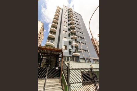 Apartamento para alugar com 34m², 1 quarto e 1 vaga Apartamento para alugar com 34m², 1 quarto e 1 vagaFachada