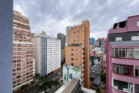 Apartamento para alugar com 34m², 1 quarto e 1 vaga Apartamento para alugar com 34m², 1 quarto e 1 vagaVista da Varanda do Quarto