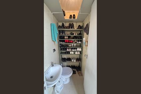 Apartamento para alugar com 160m², 3 quartos e 3 vagas Apartamento para alugar com 160m², 3 quartos e 3 vagasÁrea de Serviço - Banheiro