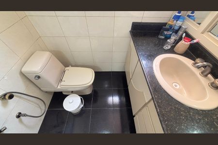 Apartamento para alugar com 160m², 3 quartos e 3 vagas Apartamento para alugar com 160m², 3 quartos e 3 vagasBanheiro da Suíte