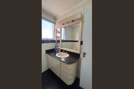 Apartamento para alugar com 160m², 3 quartos e 3 vagas Apartamento para alugar com 160m², 3 quartos e 3 vagasBanheiro da Suíte