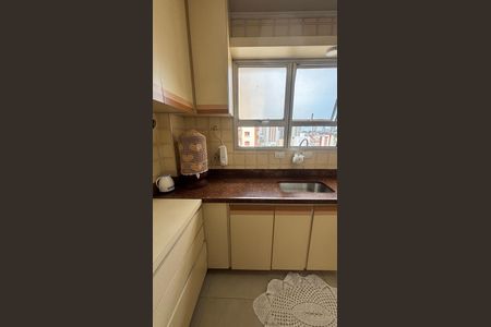 Apartamento para alugar com 160m², 3 quartos e 3 vagas Apartamento para alugar com 160m², 3 quartos e 3 vagasCozinha