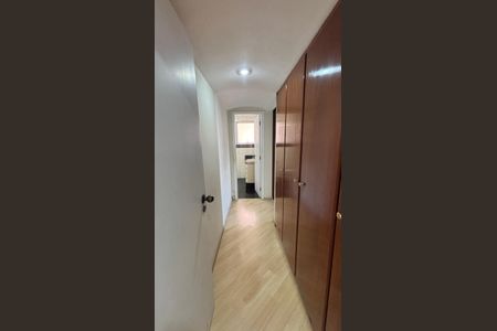 Apartamento para alugar com 160m², 3 quartos e 3 vagas Apartamento para alugar com 160m², 3 quartos e 3 vagasCorredor
