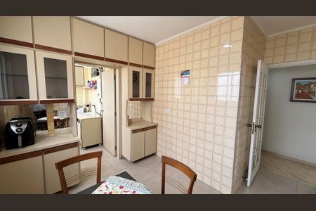 Apartamento para alugar com 160m², 3 quartos e 3 vagas Apartamento para alugar com 160m², 3 quartos e 3 vagasSala de Jantar
