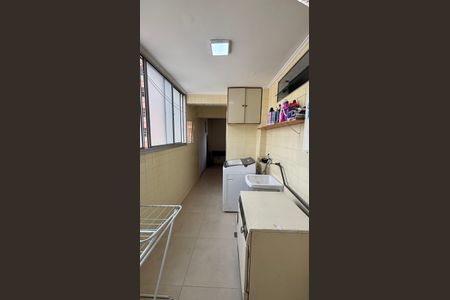 Apartamento para alugar com 160m², 3 quartos e 3 vagas Apartamento para alugar com 160m², 3 quartos e 3 vagasÁrea de Serviço