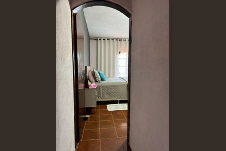 Casa à venda com 3 quartos, 109m² em Jardim do Estádio, Santo André