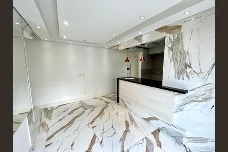 Sala de apartamento para alugar com 2 quartos, 58m² em Jardim Flor da Montanha, Guarulhos