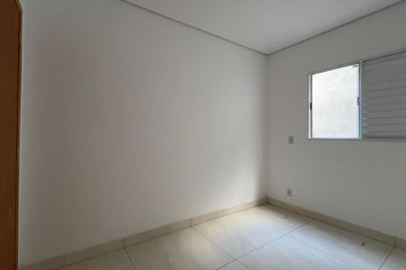 Quarto de apartamento para alugar com 1 quarto, 30m² em Jardim Vila Galvao, Guarulhos